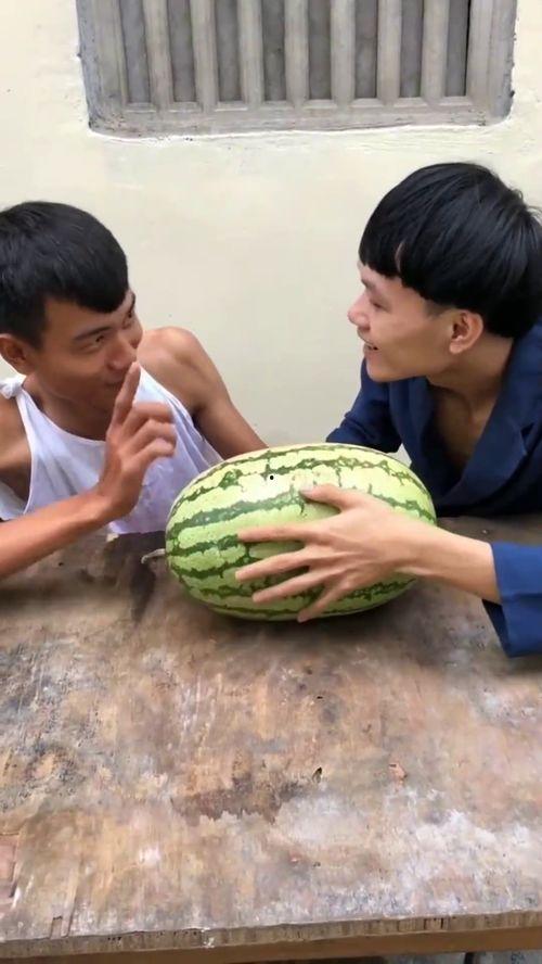长垣吃瓜视频火了,揭秘网络现象背后的文化魅力 长垣吃瓜视频火了,揭秘网络现象背后的文化魅力